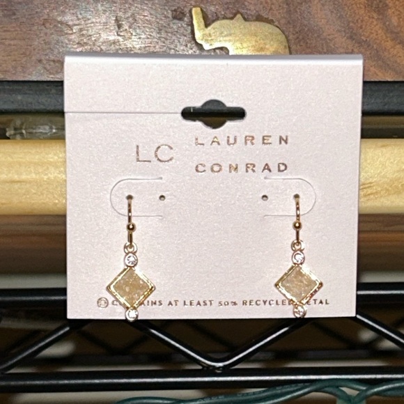 LC Lauren Conrad Gold Tone White Diamond Shape Drop Earrings NWTS - Picture 3 of 6